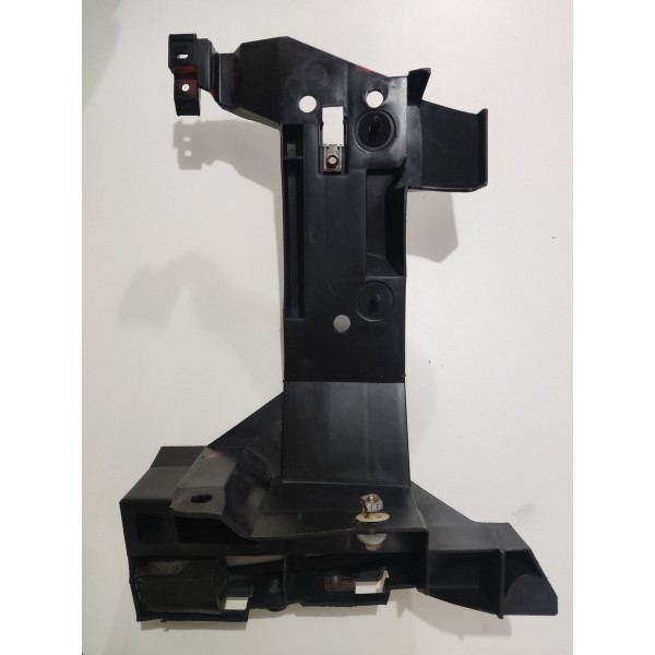 Guia Parachoque Traseiro Esquerdo Master 2.5 2007/2013 Orig.