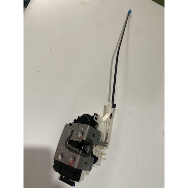 Fechadura Trava Porta Dianteira Direita Sprinter 2012/2022