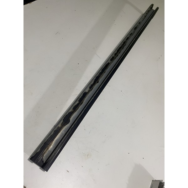 Trilho Central Porta De Correr Renault Master L1h1 2014/2022 Preto