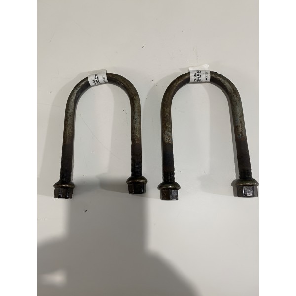 Grampo Feixe De Molas Traseiro Mb Sprinter 311 1998/2011