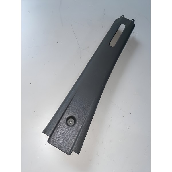 Acabamento Coluna Cinto Sup. Esq. Master 2005/2009 Cinza-escuro