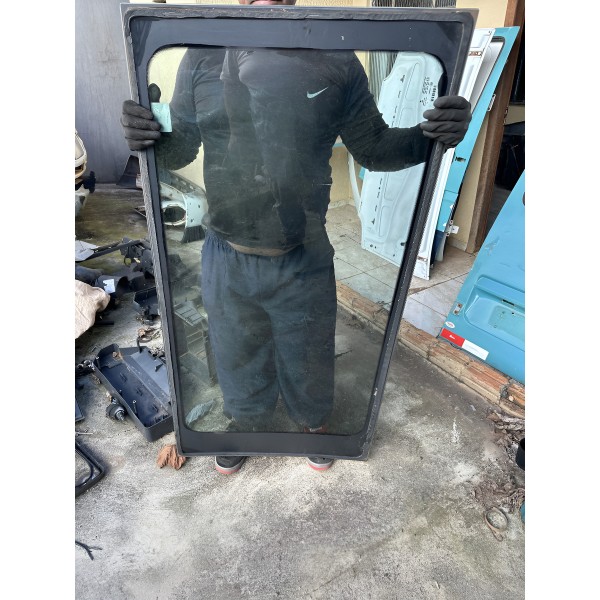 Vidro Lateral Direito Central S/ Janela Sprinter 2012/12019