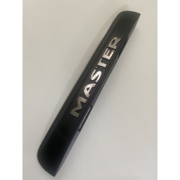 Moldura De Iluminação Placa Traseira Master 2014/21 Preto
