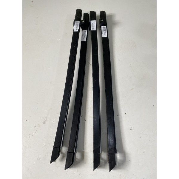 Canaleta Vidro Porta Dianteira Esquerda Ducato 1995/2017