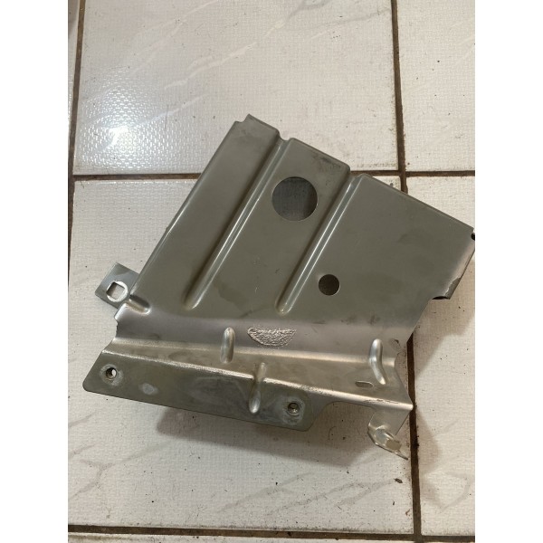 Suporte Do Paralama Direito Master 2014/2021 Cinza