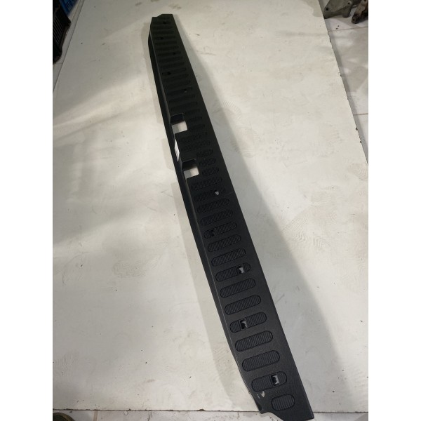 Soleira Porta Malas Renault Master 2014/23