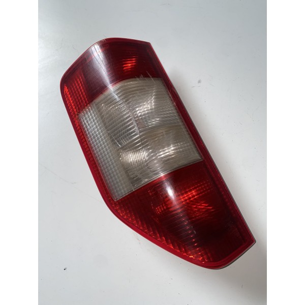 Lanterna Traseira Dir. C/detalhe M Benz Sprinter 1996/2006 Direito/passageiro