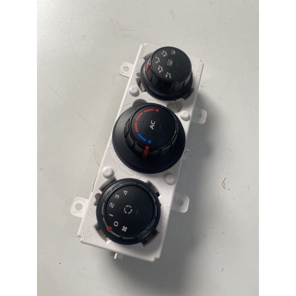 Comando De Ar Condicionado Renault Master 2014/2021